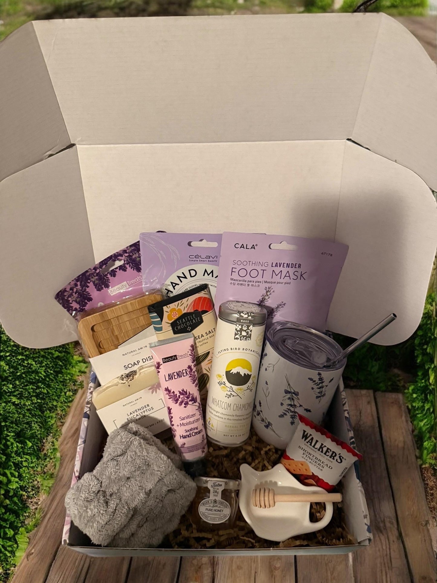 Lavender self care-deluxe gift box